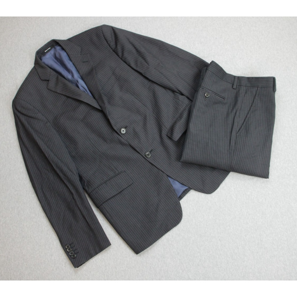 Calvin Klein Suit Mens 38S Gray Striped 100% Wool 2 Piece Pants 30 x 32 - Picture 1 of 16